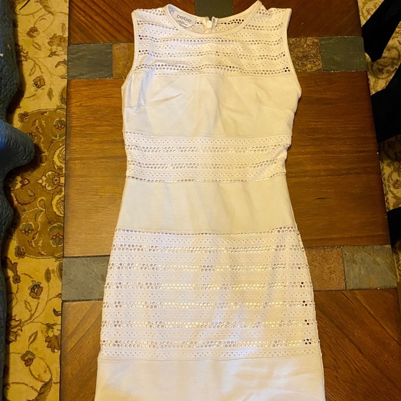 BEBE White Eylet Bodycon Mini Dress XS Stretch - Picture 1 of 2